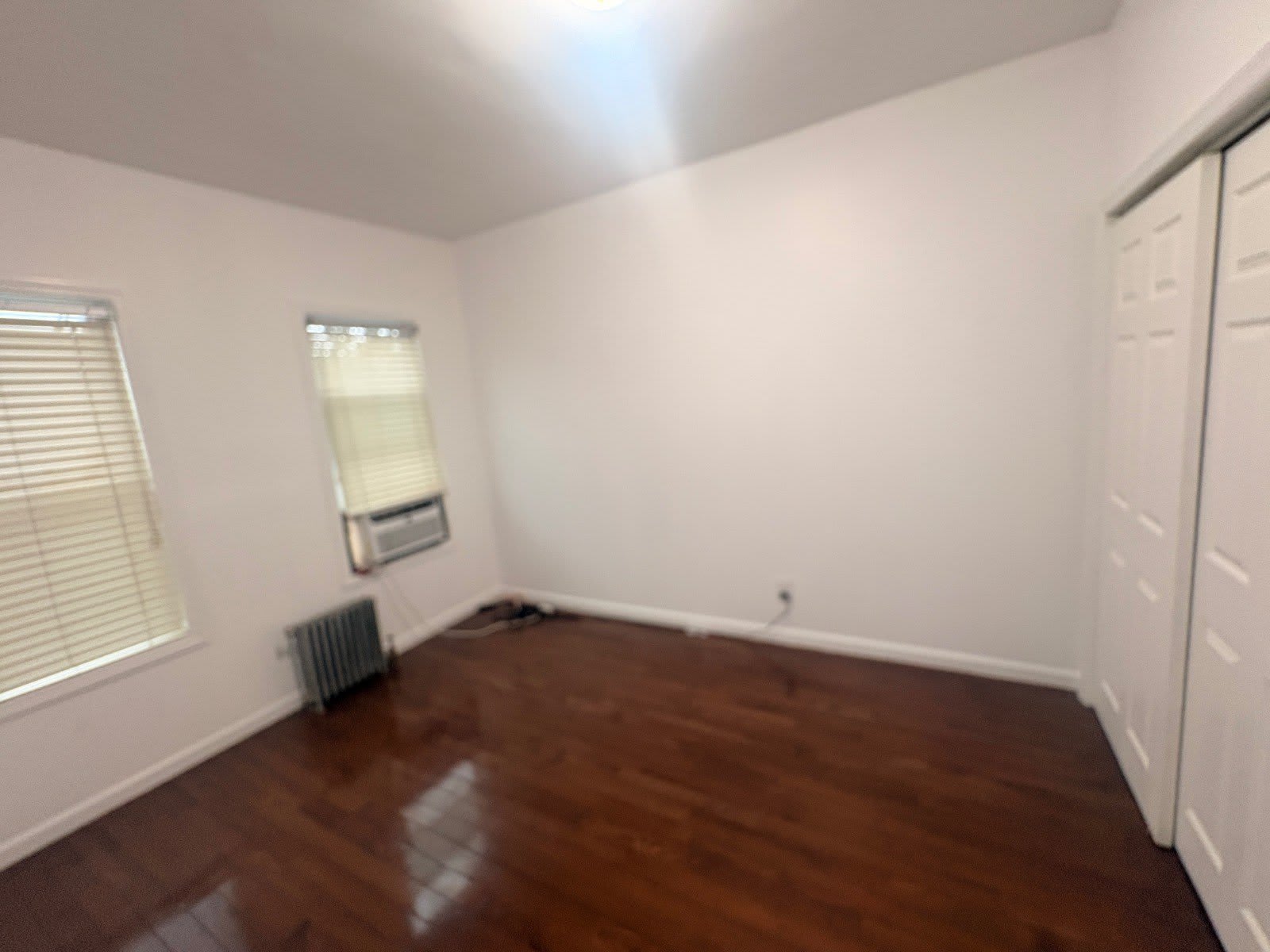 463 E 54Th Street – photo 1