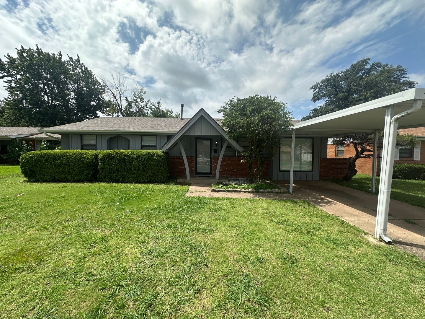 3 Bed 1.5 Bath – photo 4