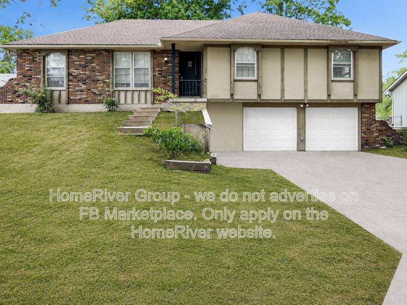 12733 Oakland Ave – photo 1