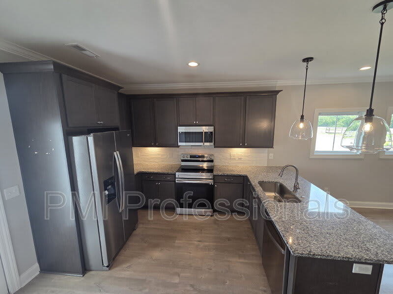 1403 Rebecca Johns Dr – photo 5