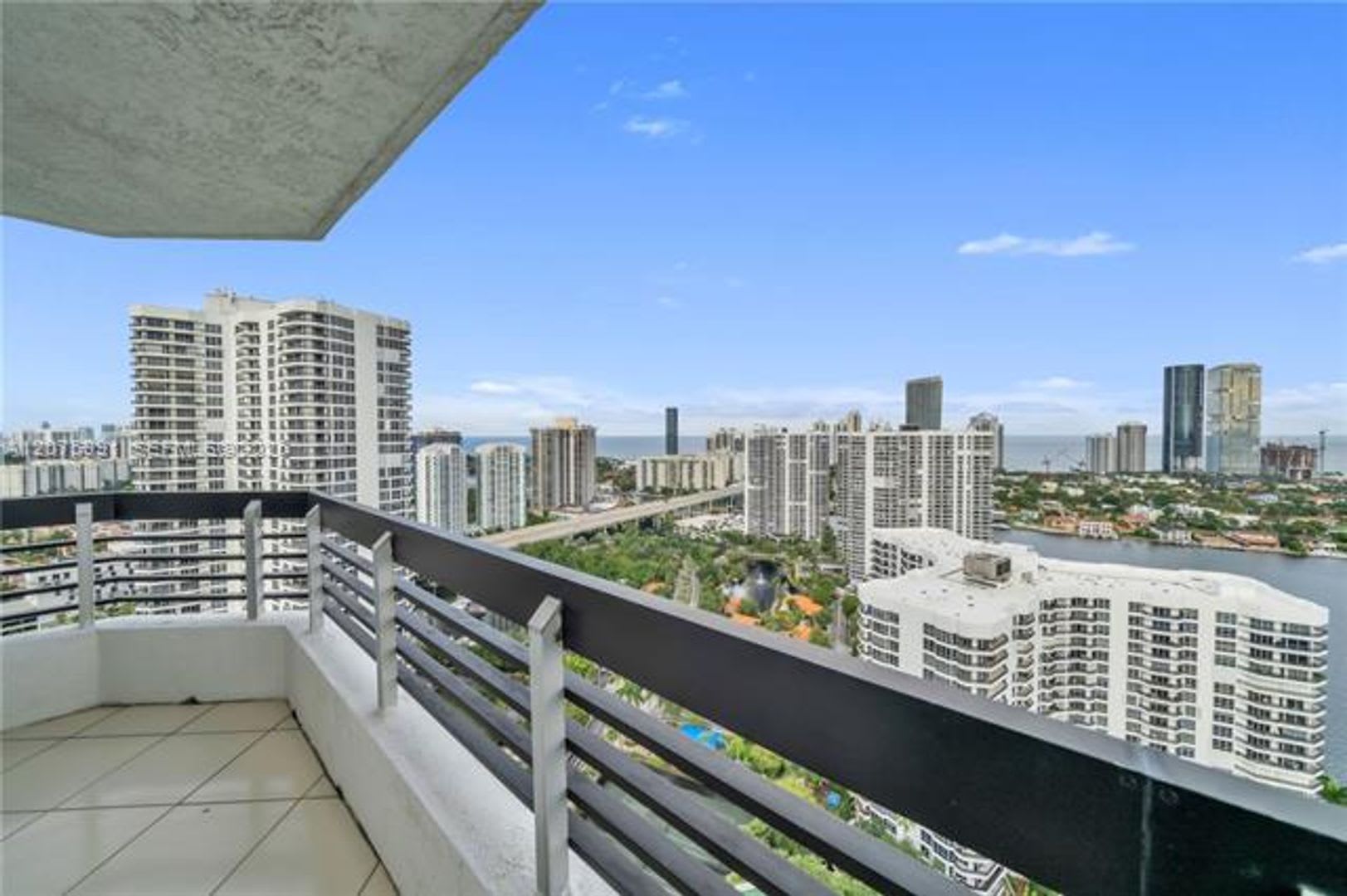 3530 Mystic Pointe Dr cu-3210, Aventura, FL 33180 – photo 4
