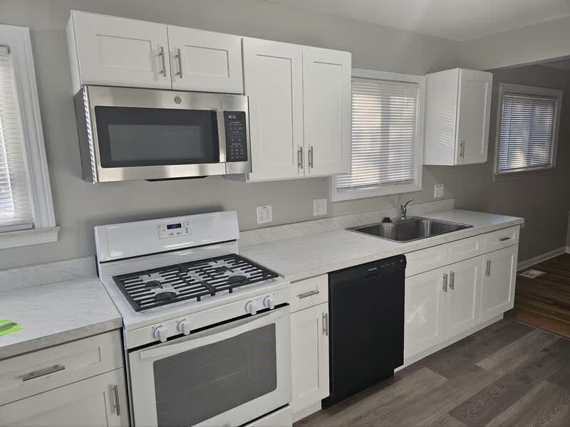 26539 Clarita Street – photo 5