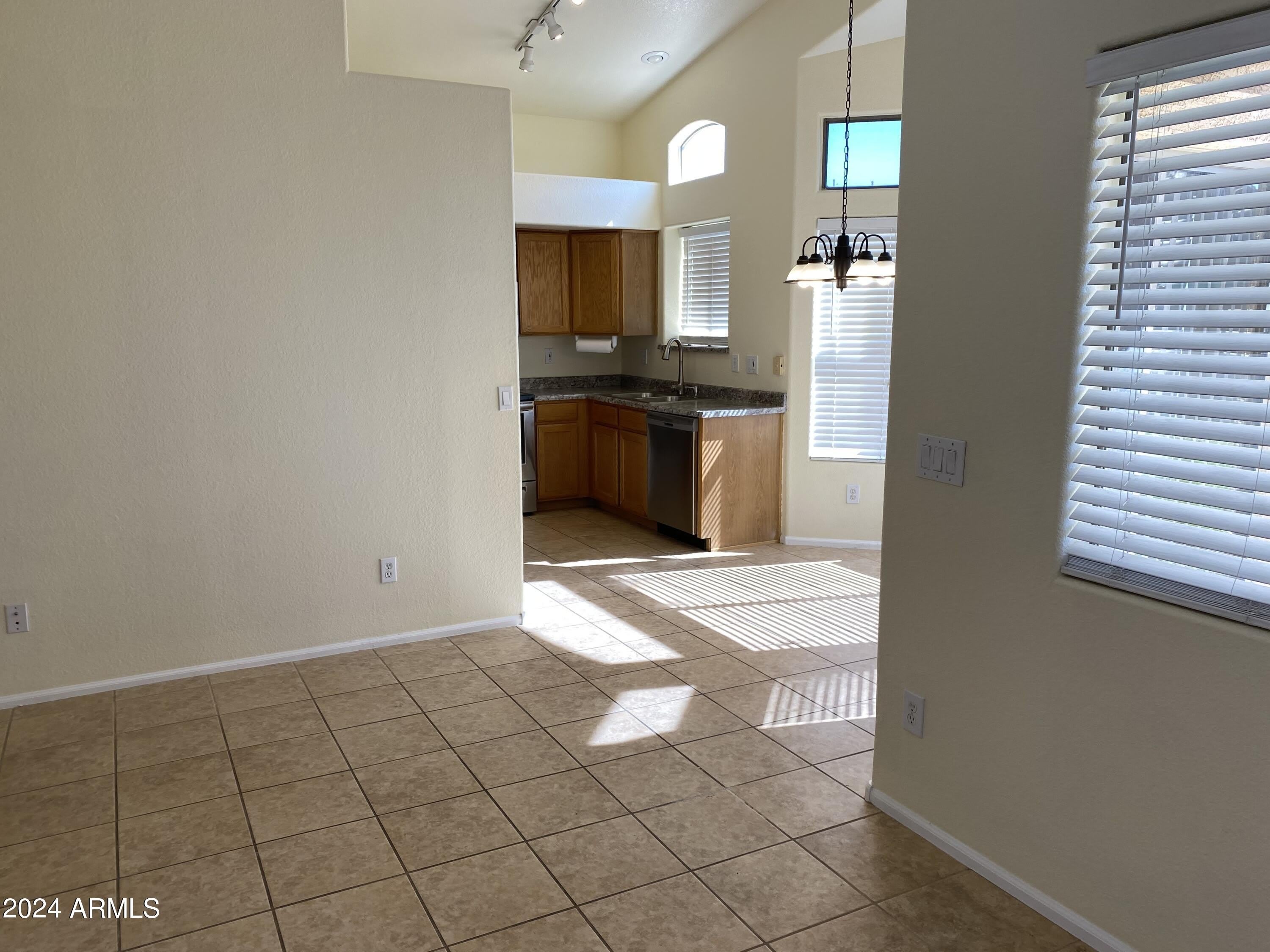 11519 E Persimmon Avenue – photo 5
