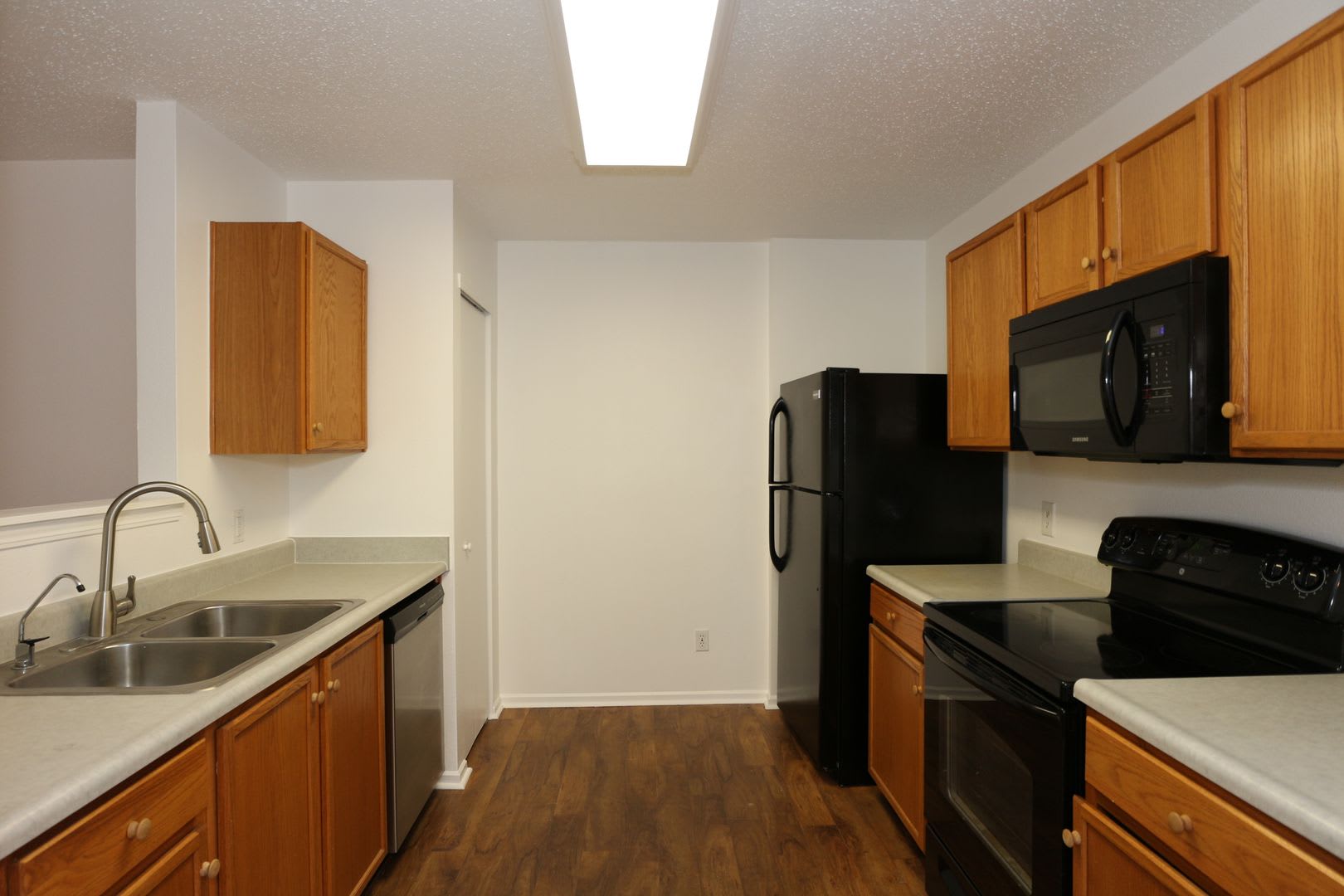 3 Bedroom Moeller Estates Home! – photo 5