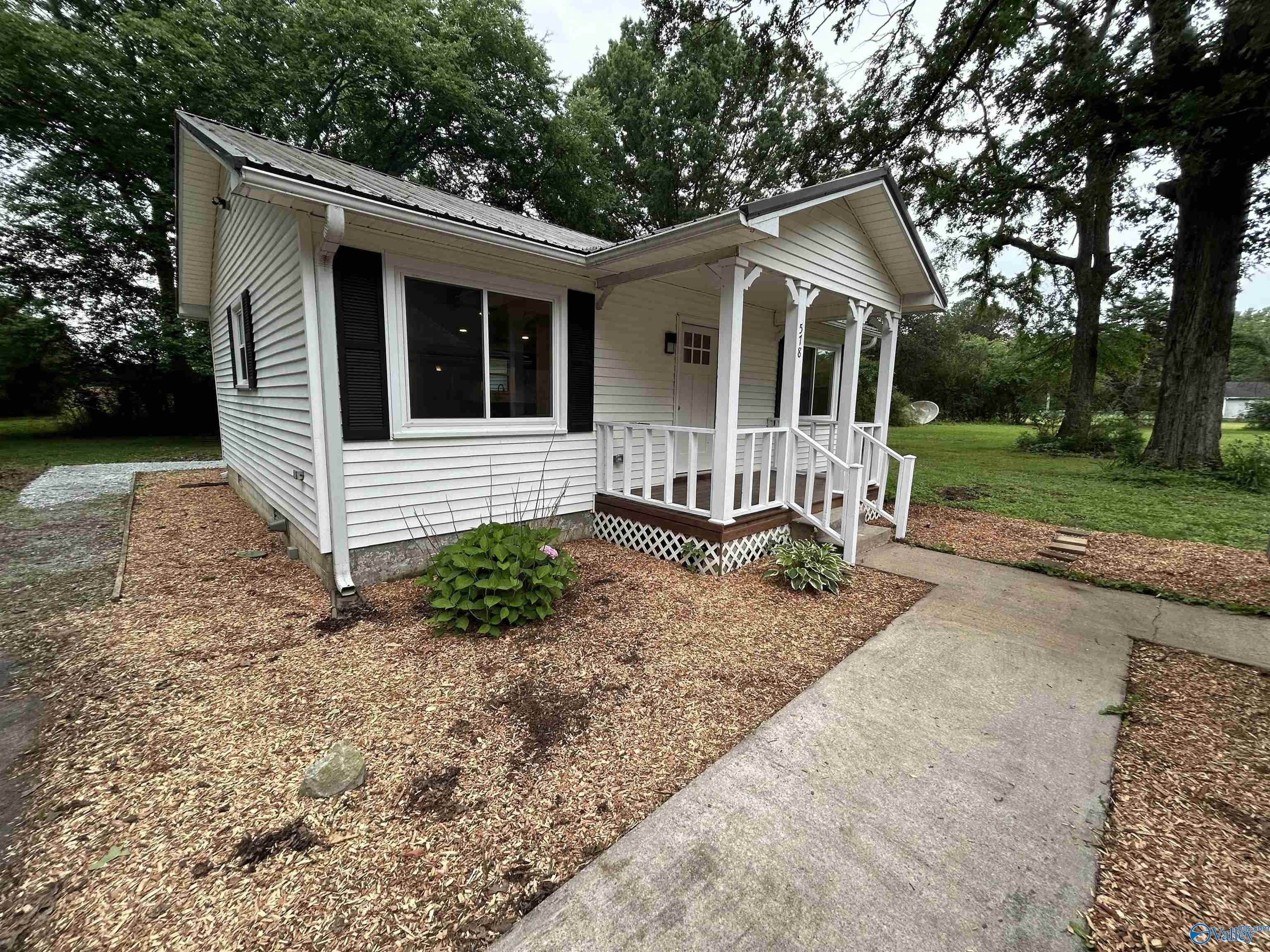 578 W Limestone Road – photo 2