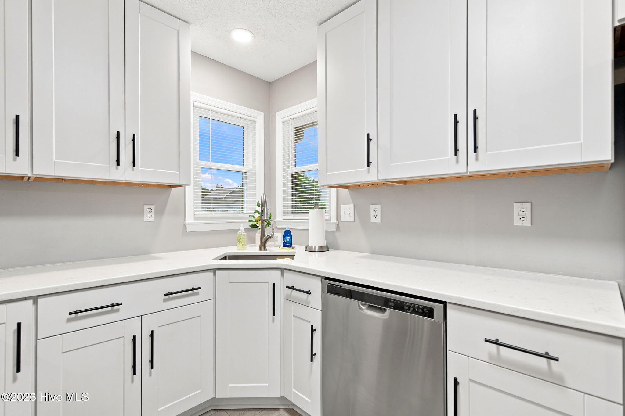 7228 Quail Woods Road – photo 4