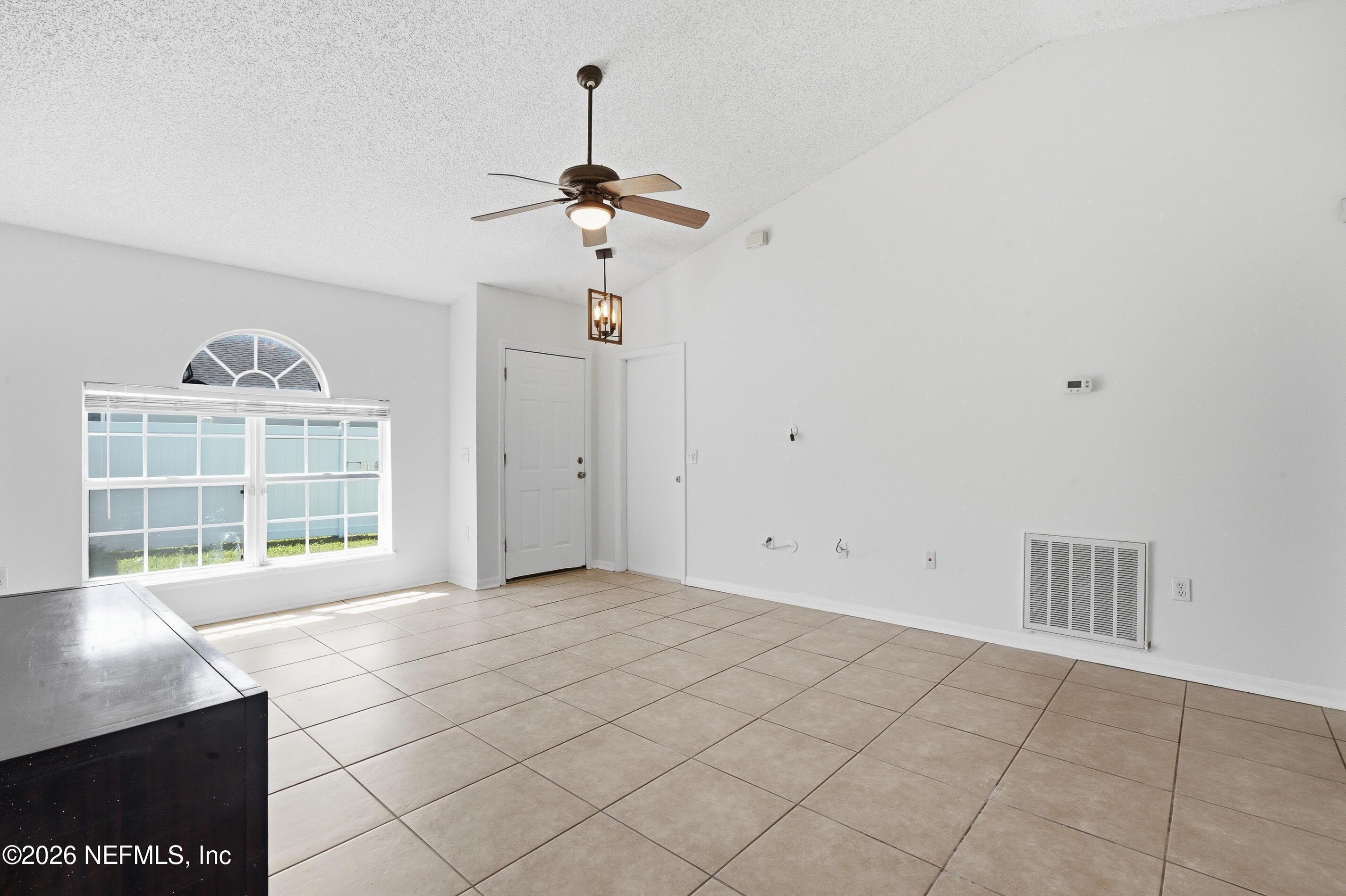 8451 OAK CROSSING Drive W – photo 5