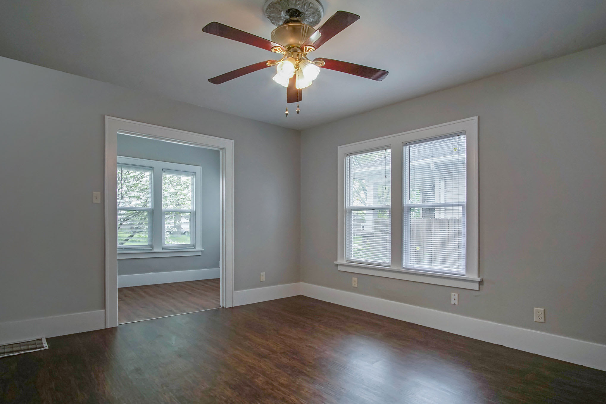 2715 W 6th St – photo 4