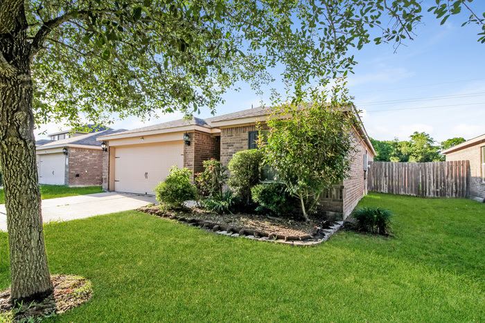 2107 Golden Topaz Drive – photo 3