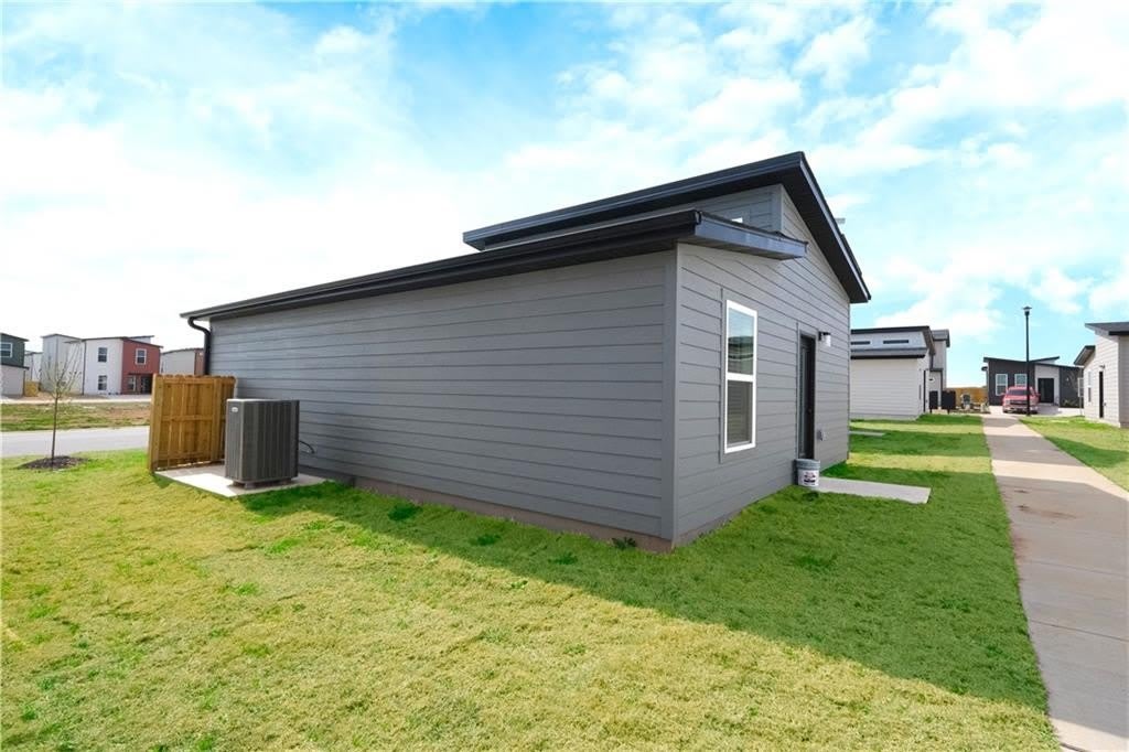 840 Illinois Avenue – photo 4
