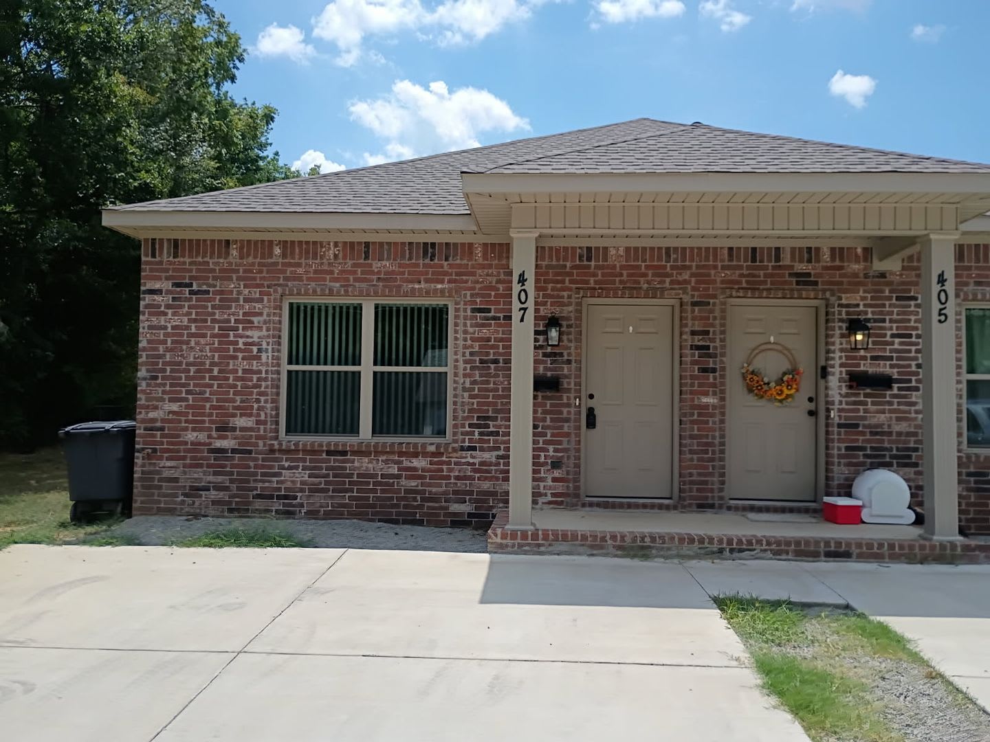 2 BD/1 BA 852 SQFT at 407 E Academy Searcy $1085 a month – photo 1