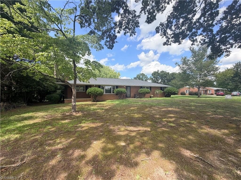 1908 Cardinal Crest Road – photo 2