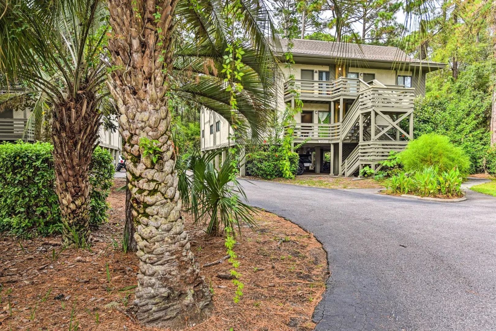 Charming 2 Bed 2 Bath Condo In Hilton Head Island Perfect Island Living – photo 2