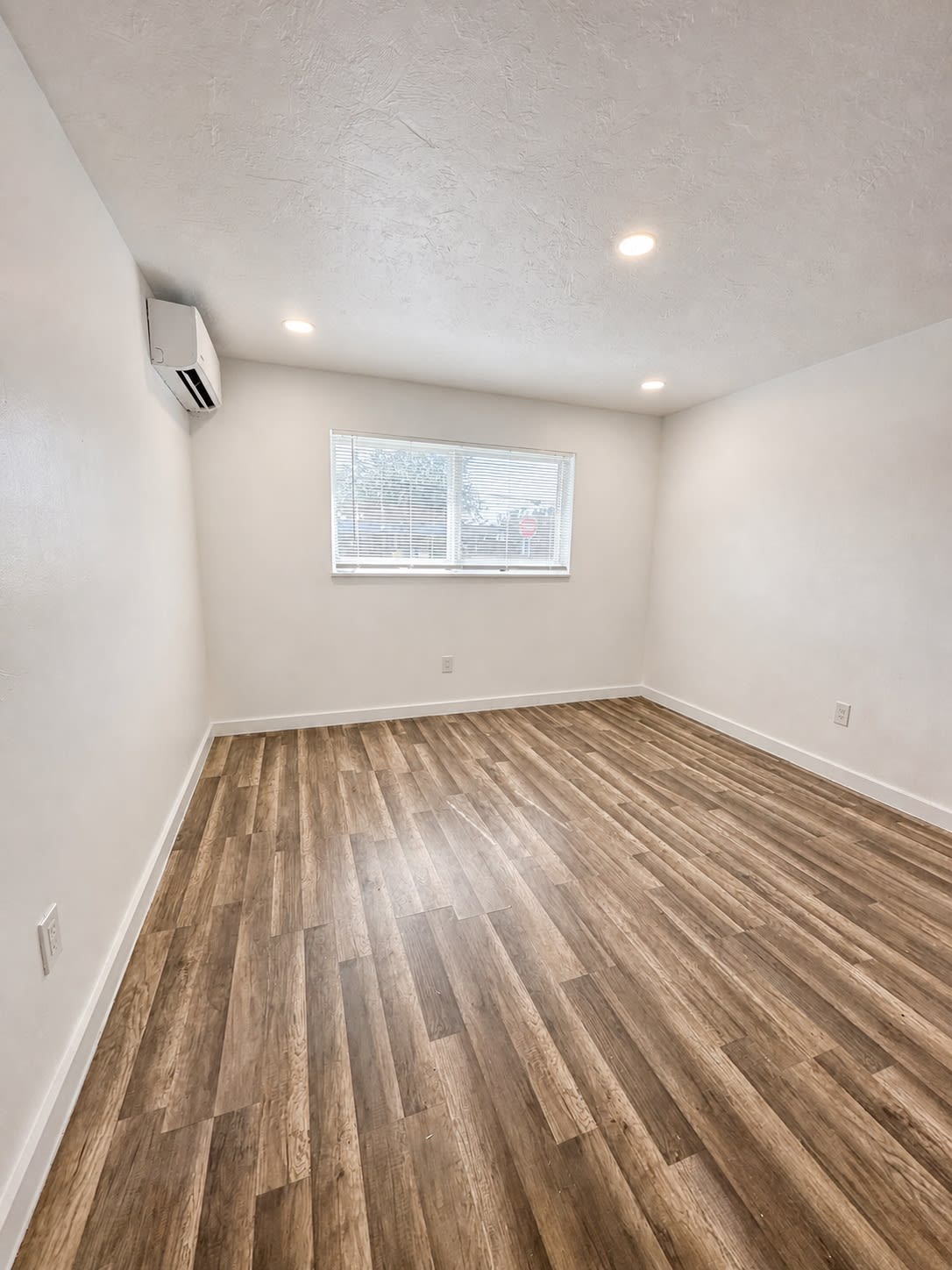 465 Ali Baba Avenue Unit 02 – photo 4