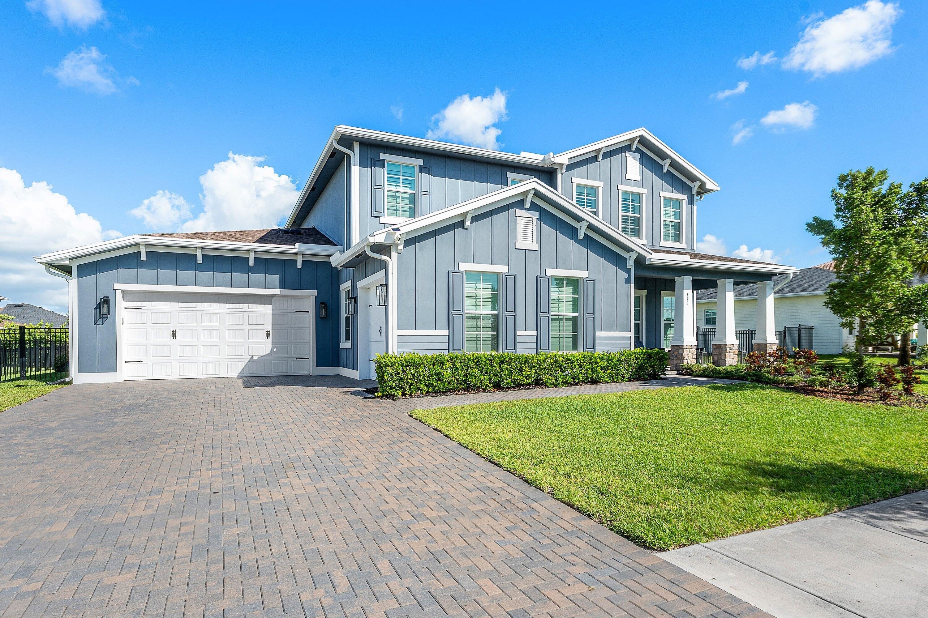 981 Castaway Court – photo 1