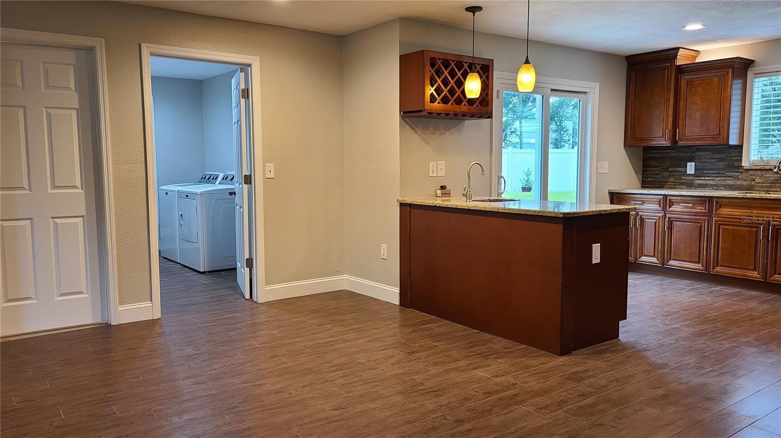 1718 CARDINAL DR – photo 5