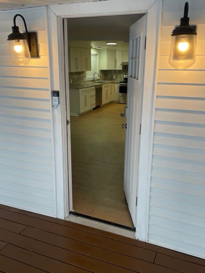 119 E Wilson St – photo 2