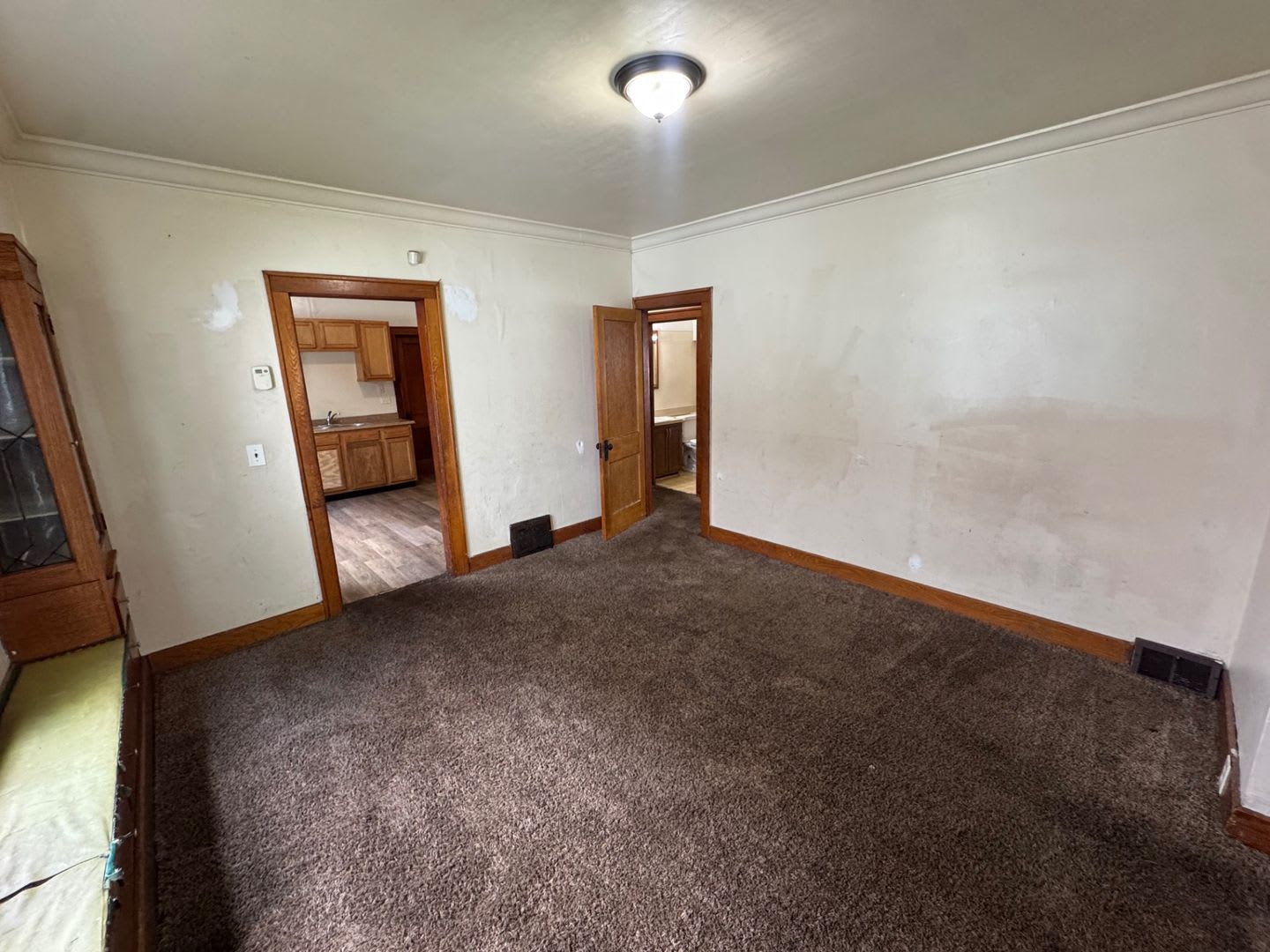 Charming 4-Bedroom Property in Prime Location – photo 4
