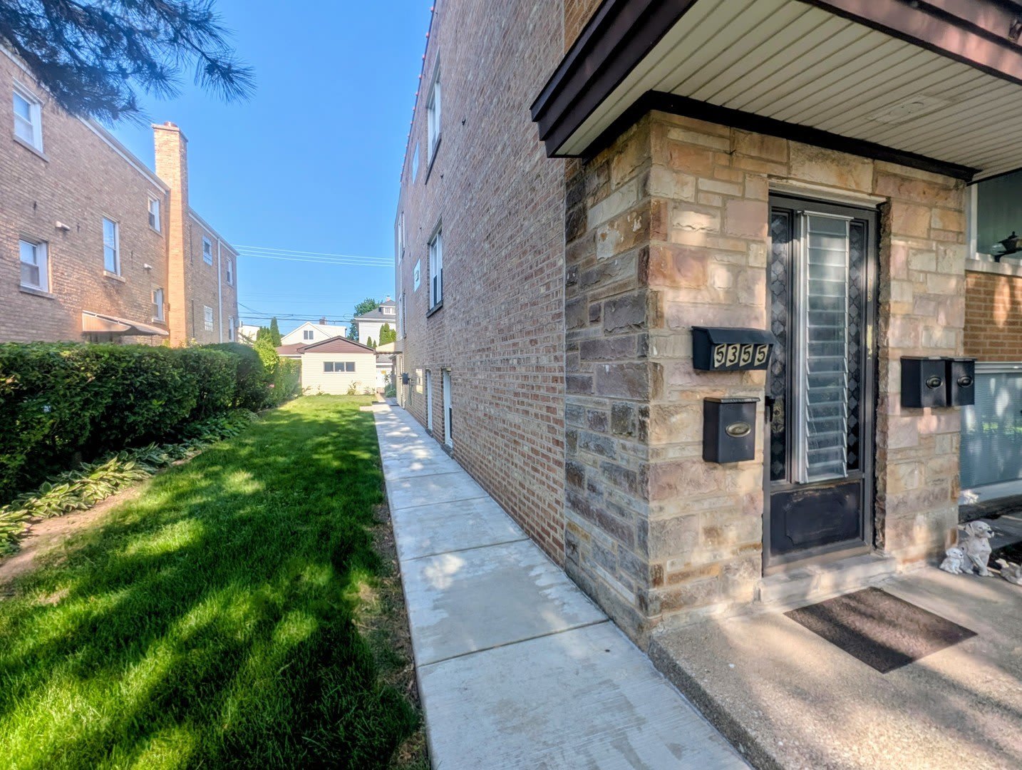 5355 N Central Avenue – photo 2