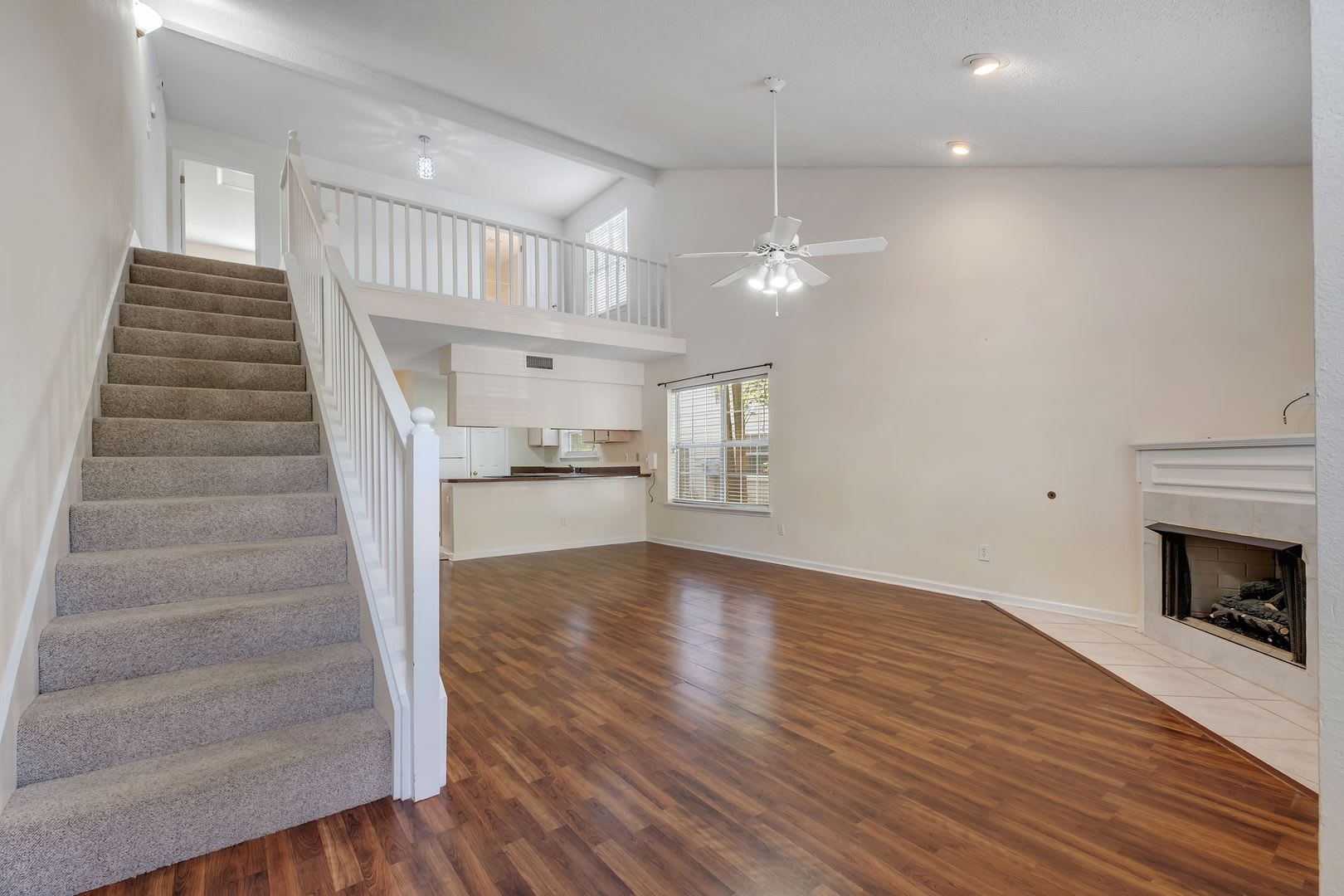 Ne Tallahassee Townhome With Community Pool – photo 2