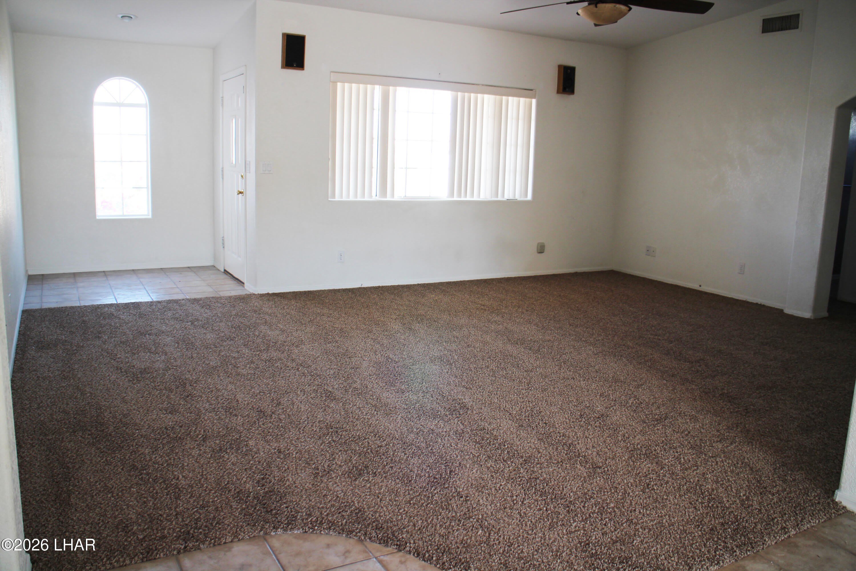 906 Desert View Dr – photo 4