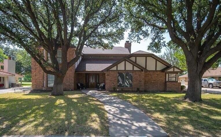 5218 Beverly Drive – photo 1