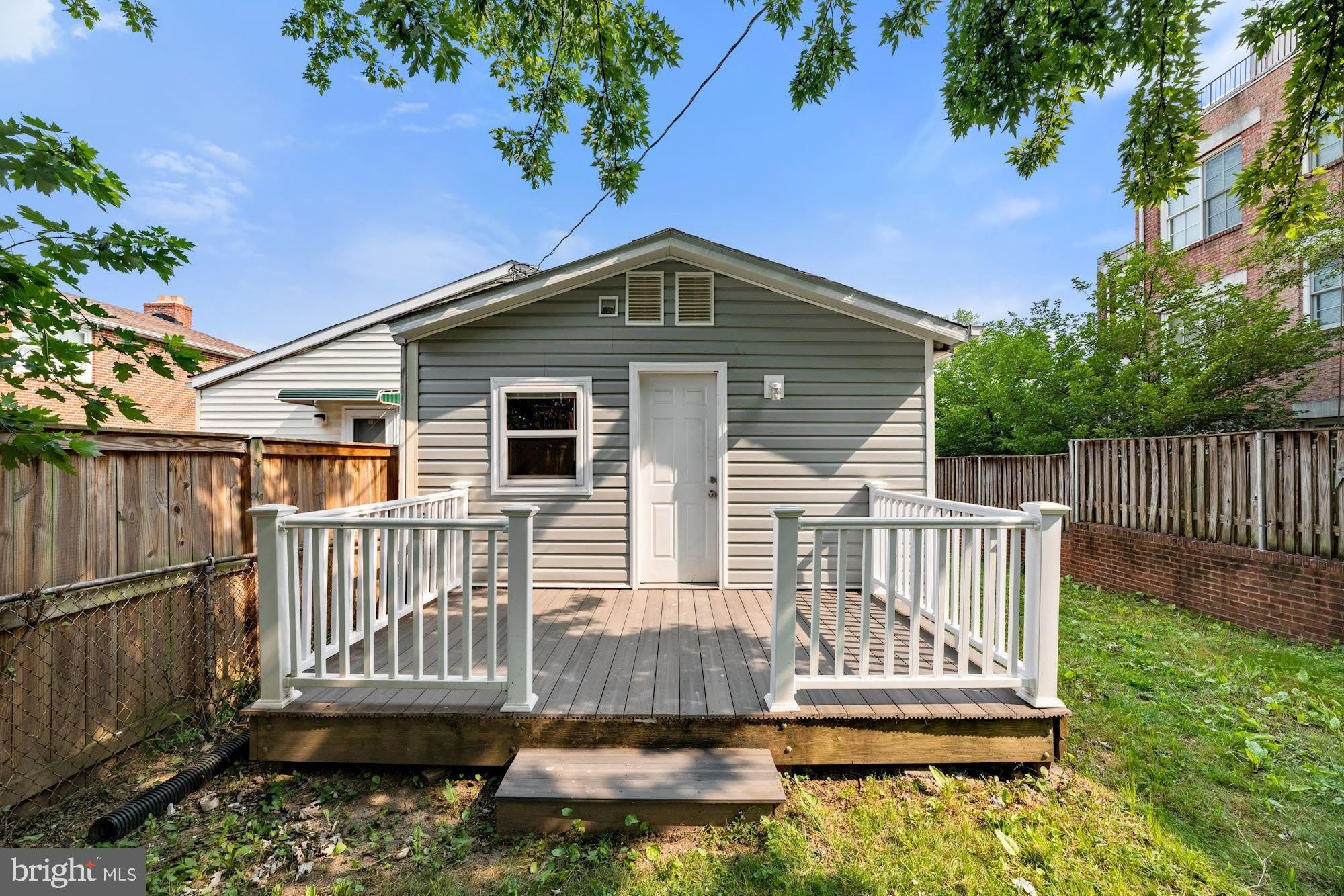 109 E Reed Avenue – photo 3