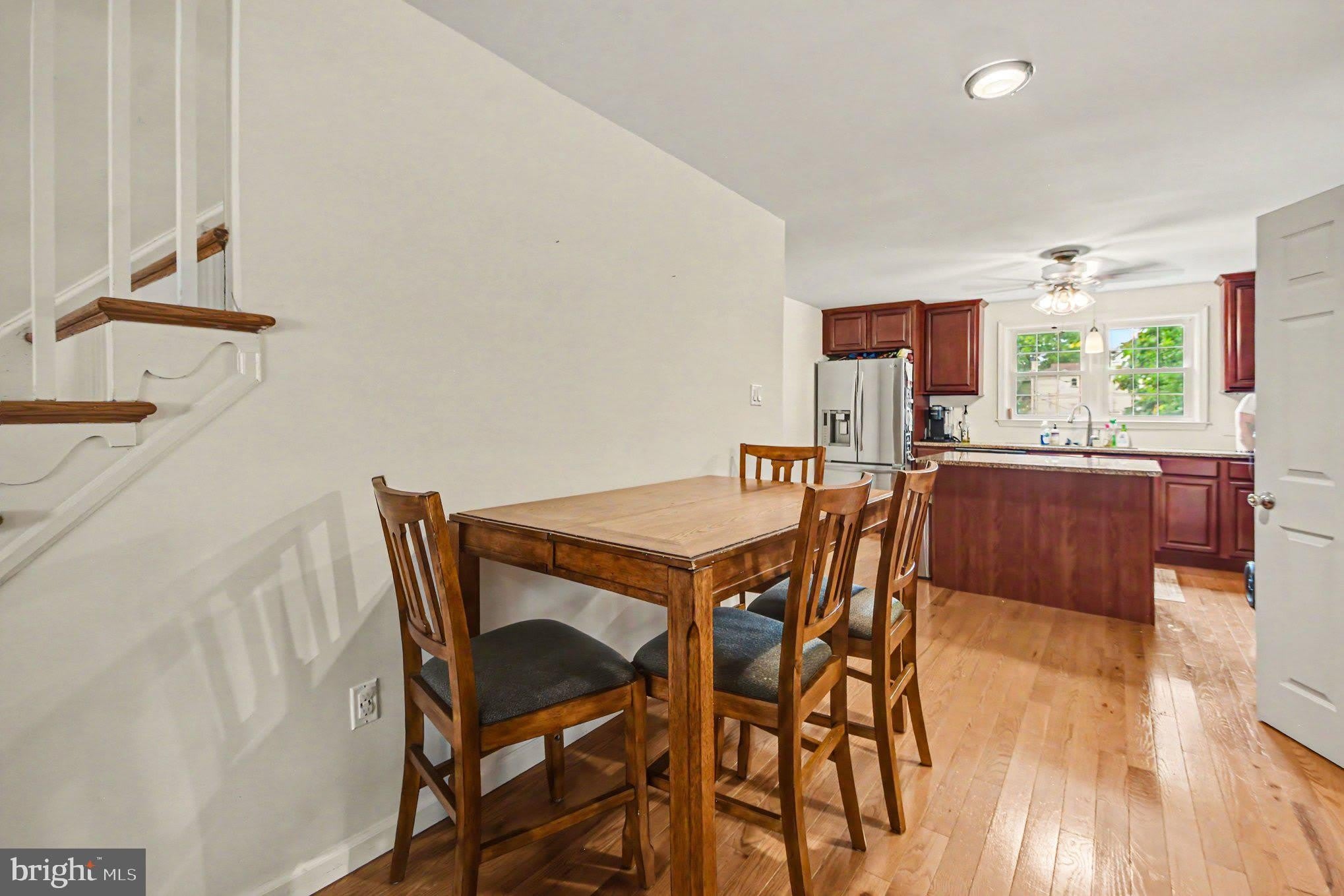 205 E 10TH Avenue – photo 4