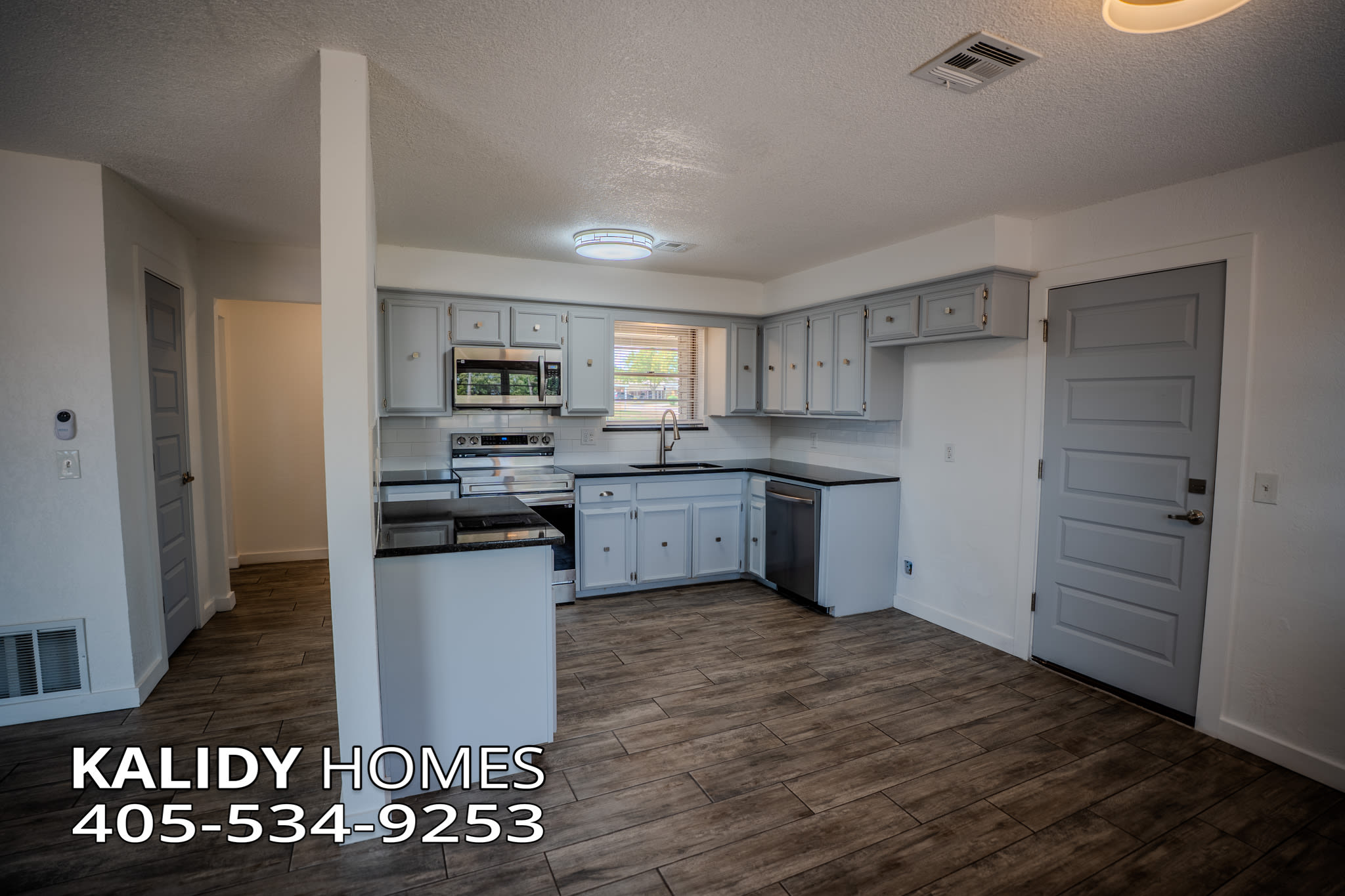 5929 Northwest 62nd Street – photo 4