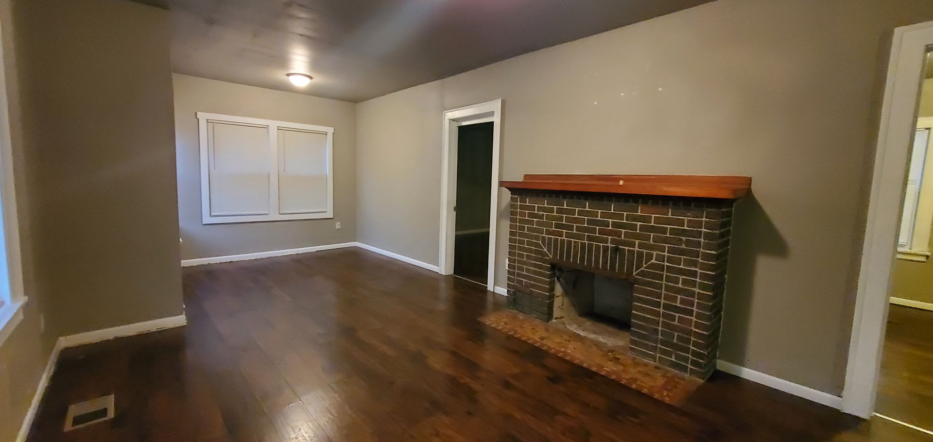Section 8 Accepted 2 Bedroom Brick Home – photo 5