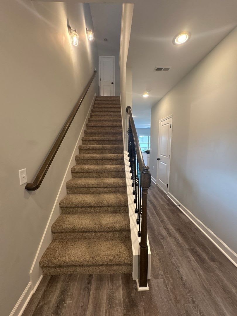 Beautifully Renovated 3BR/2.5BA! Spacious & Move In Ready! – photo 2