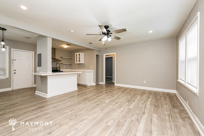943 Saranac Street – photo 5