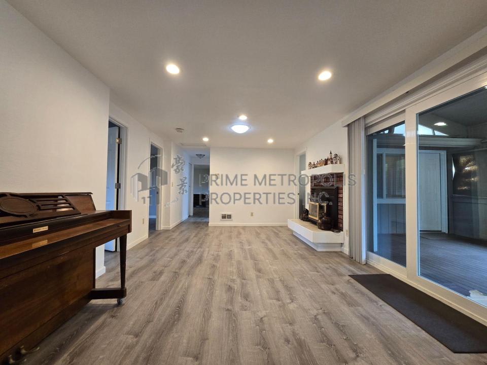 12925 158th Ave SE – photo 5