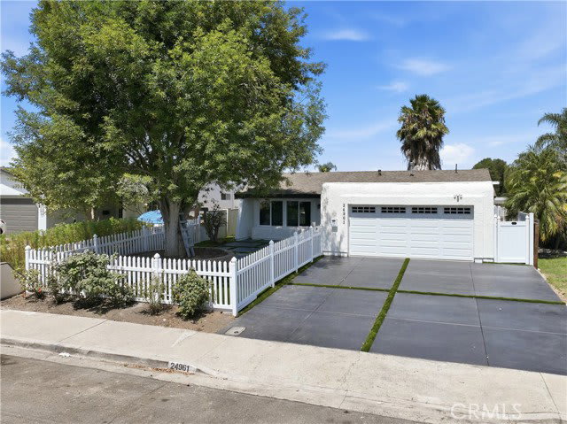 24961 Express Drive – photo 2