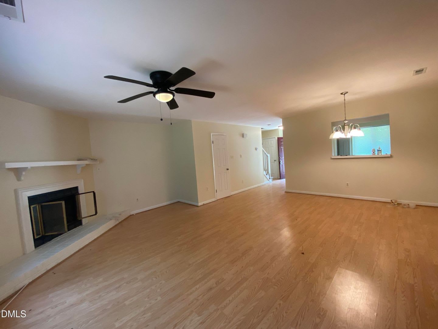 2420 Stadium Dr APT E – photo 2