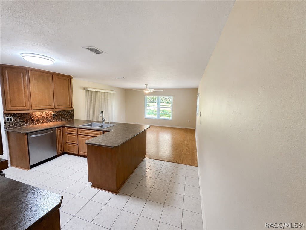 515 E Falconry Court – photo 3