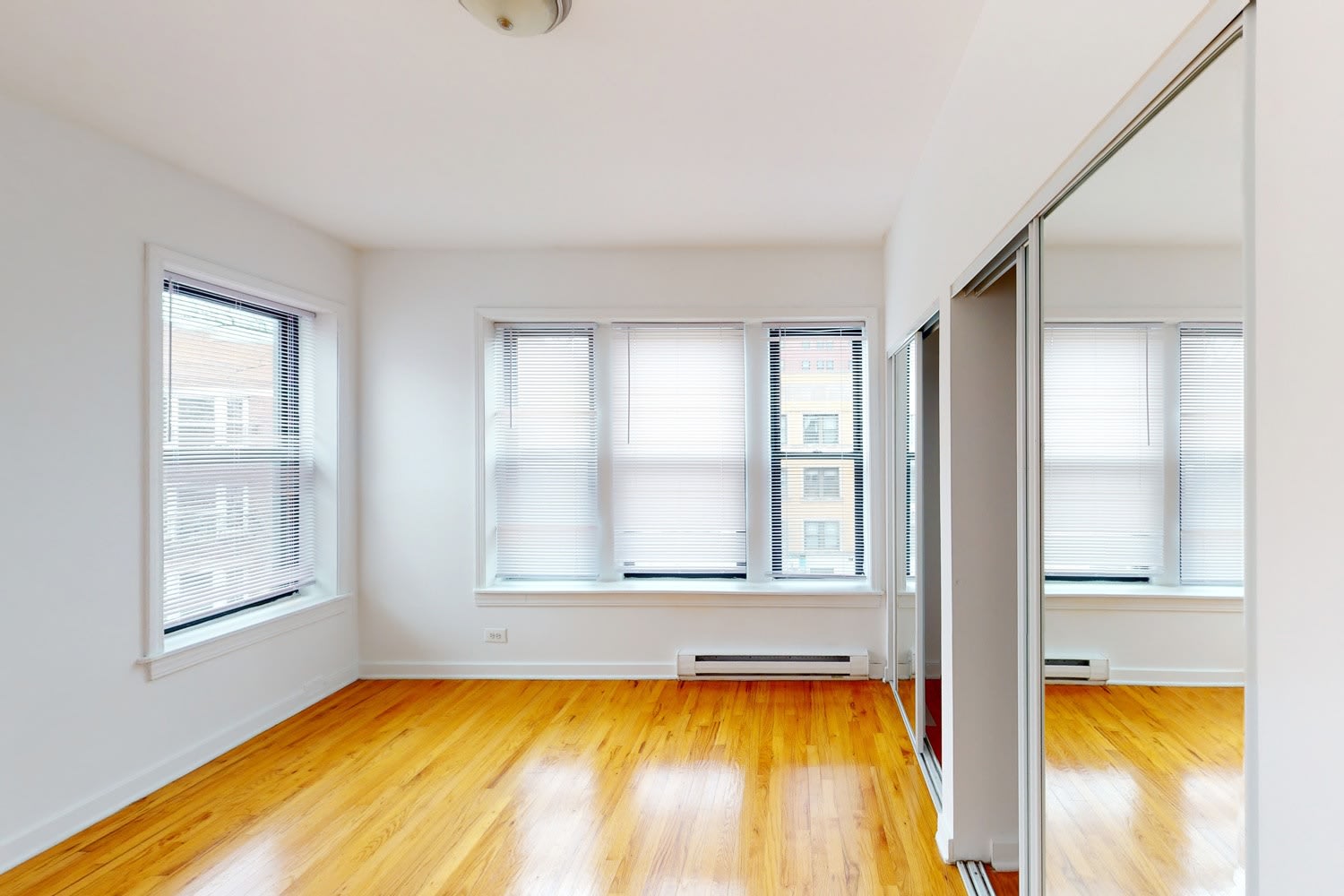 Kenwood Court – photo 2