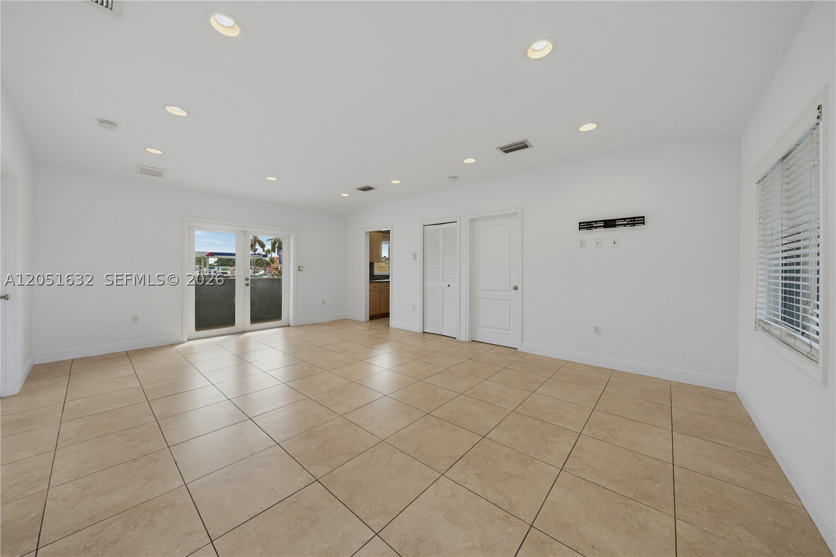 7515 NW S River Dr – photo 4