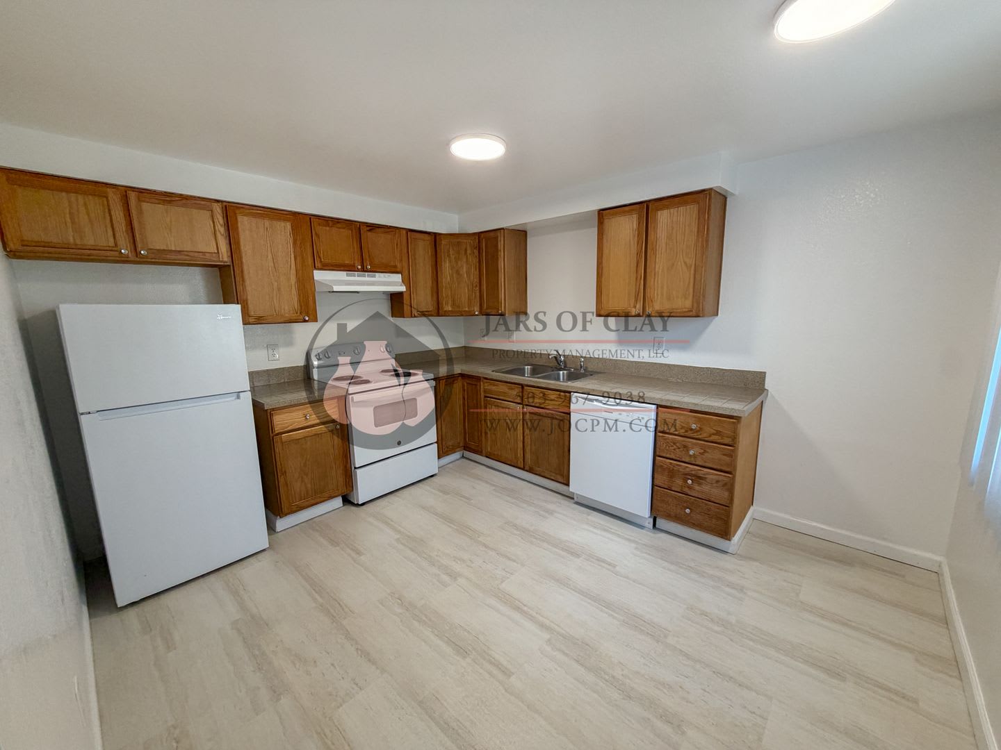 1/2 Off First Full Month's Rent – photo 3