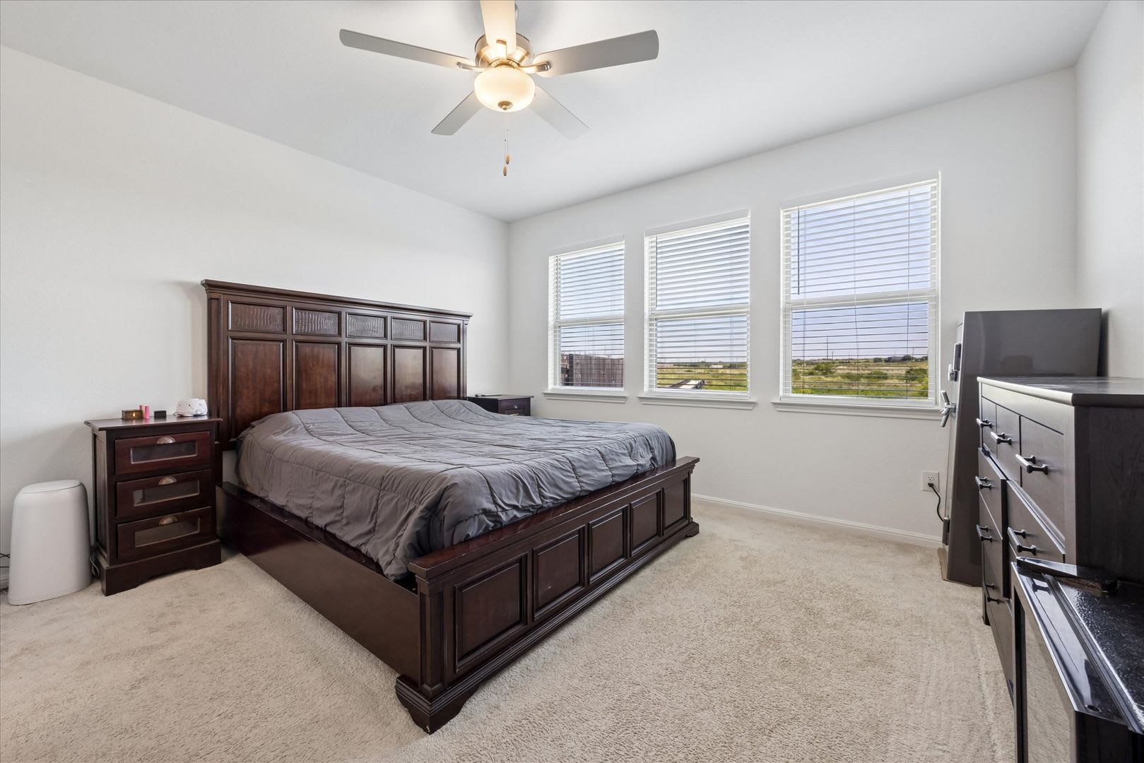 Pre-Leasing: 3-Bedroom Home Available September 1st – photo 5