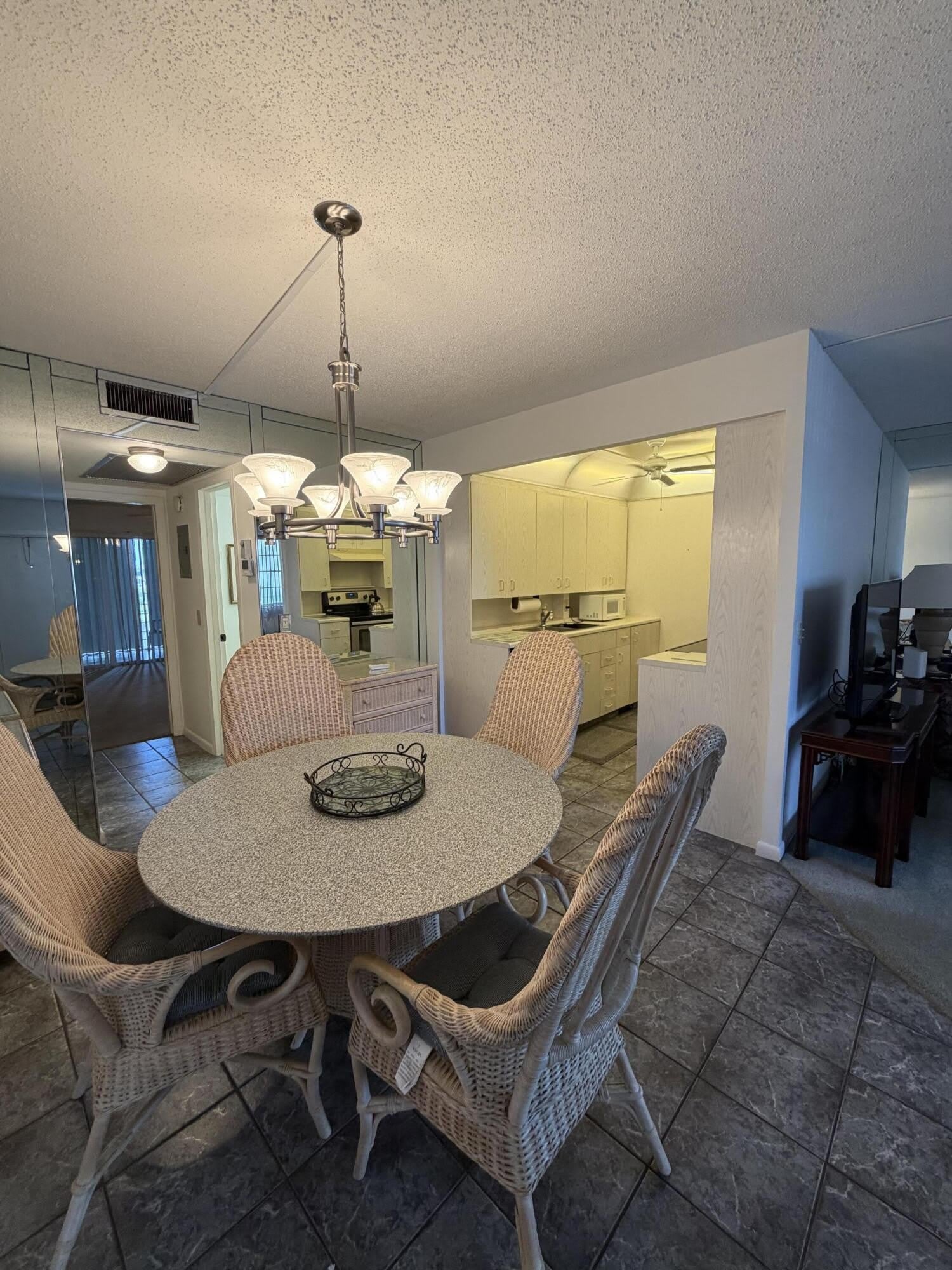 4091 Cornwall E – photo 5