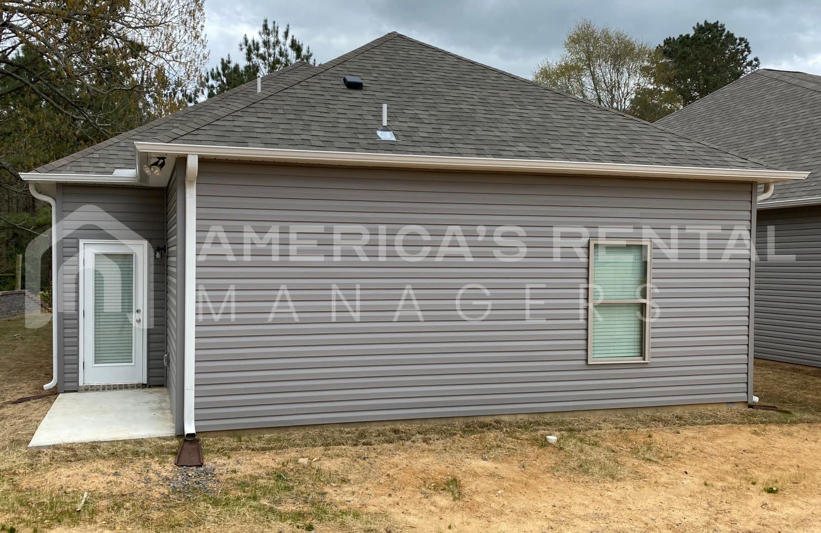 Home for Rent in Cullman, AL.. View with 48 Hours Notice! – photo 3