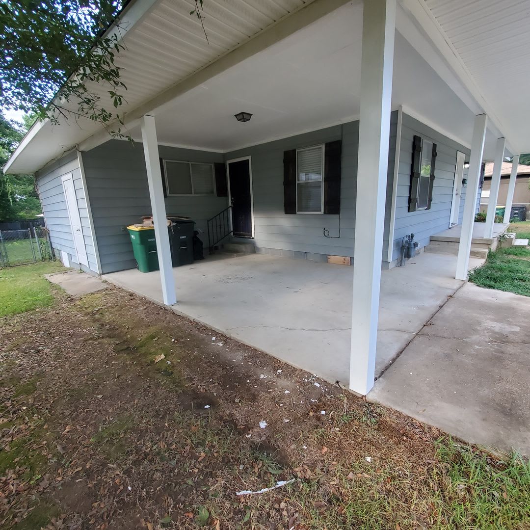 Contact Property managers Jeff and Tonia Rollins – photo 3