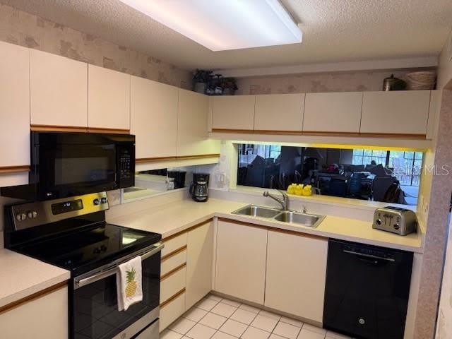5525 ASHTON LAKE Drive – photo 4