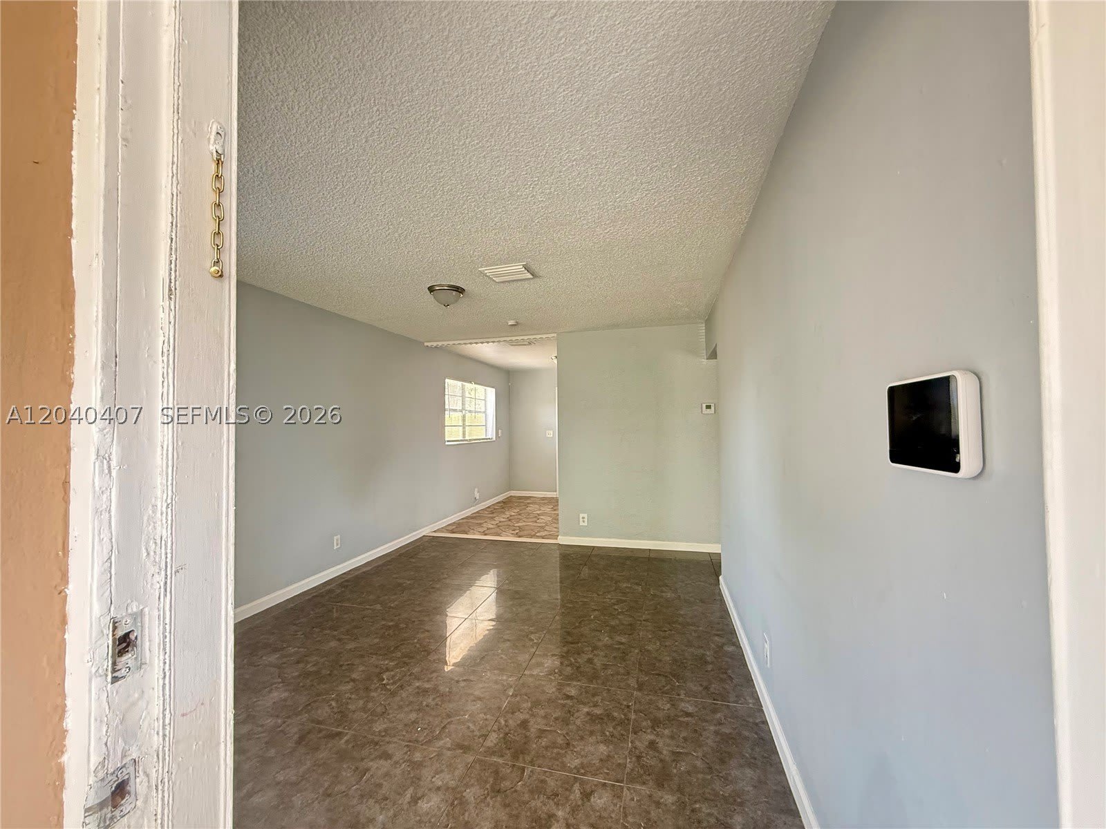 820 NW 4th Ave – photo 3