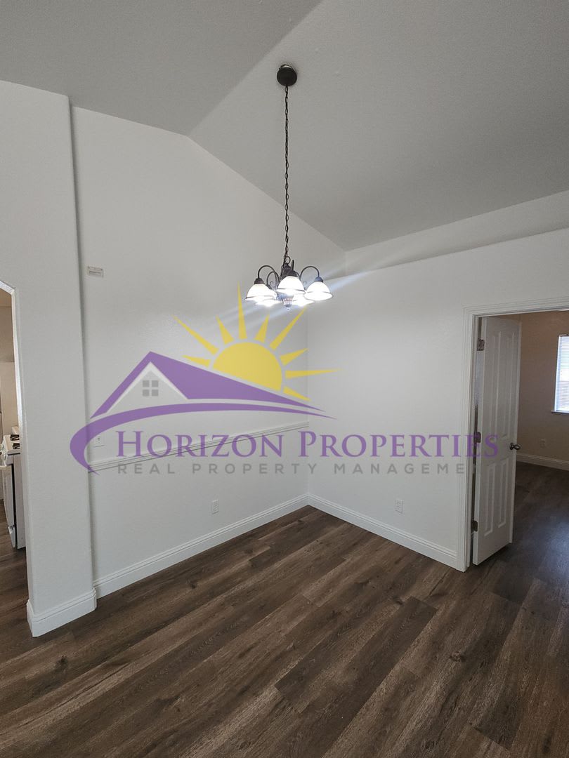 Bright 3 Bed 2 Bath 1,266 Sq Ft Citrus Heights Home – photo 4