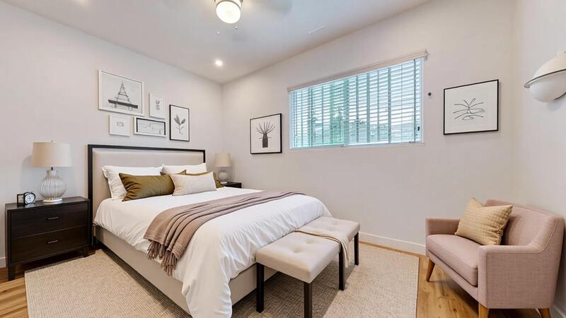 1025-1027 W. 46th Street – photo 4