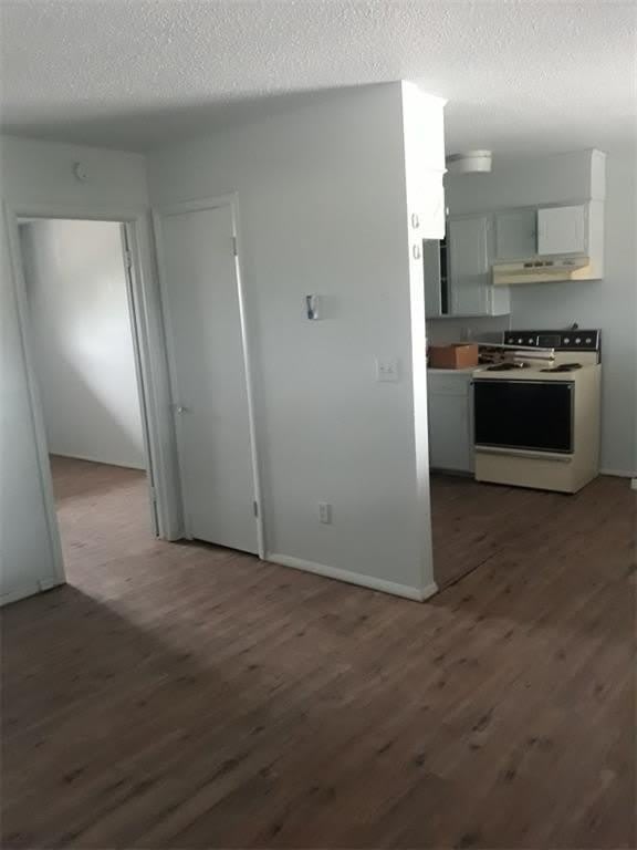 107 S Cornwell Drive – photo 4