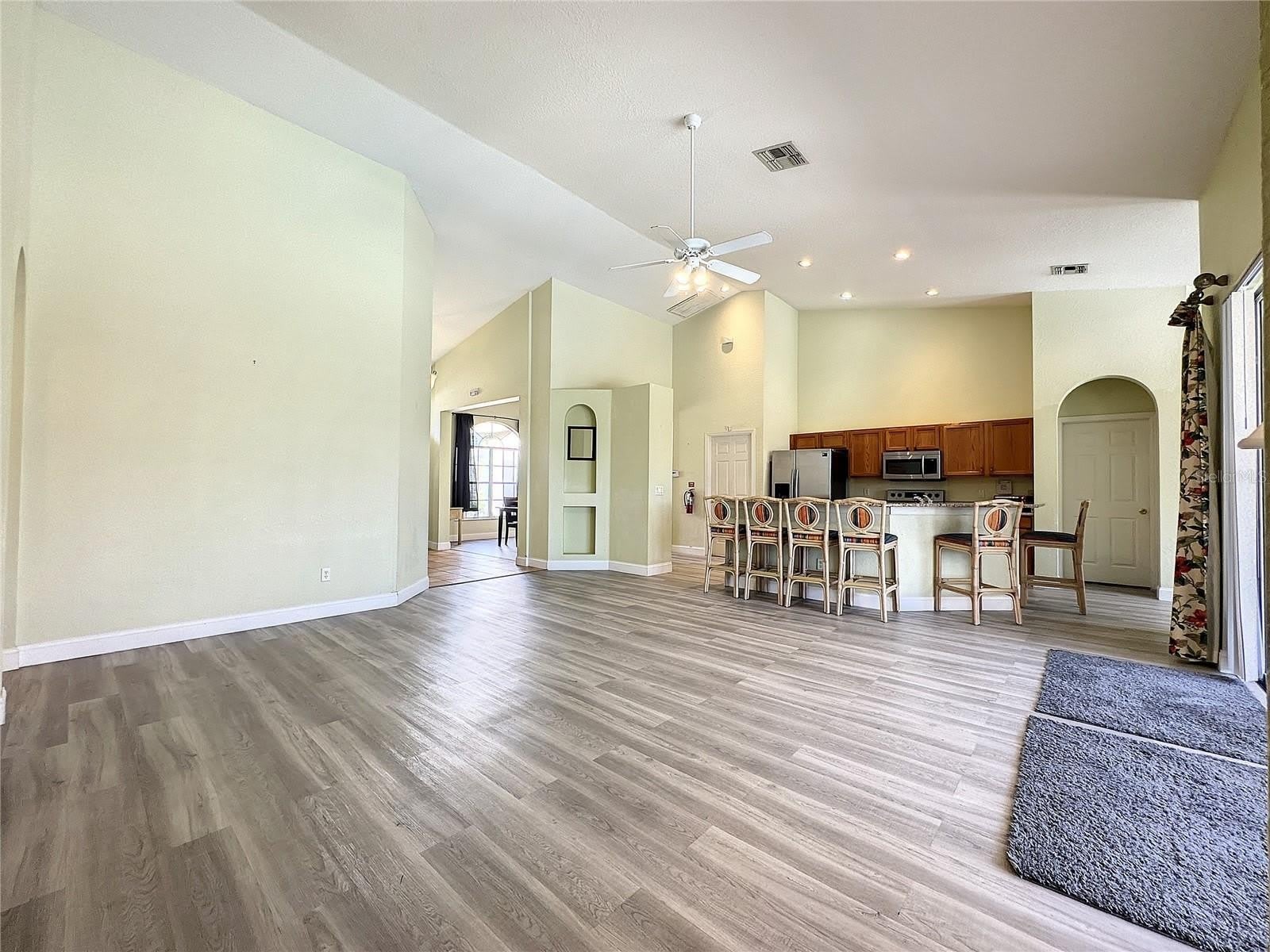218 N Hampton Drive – photo 4
