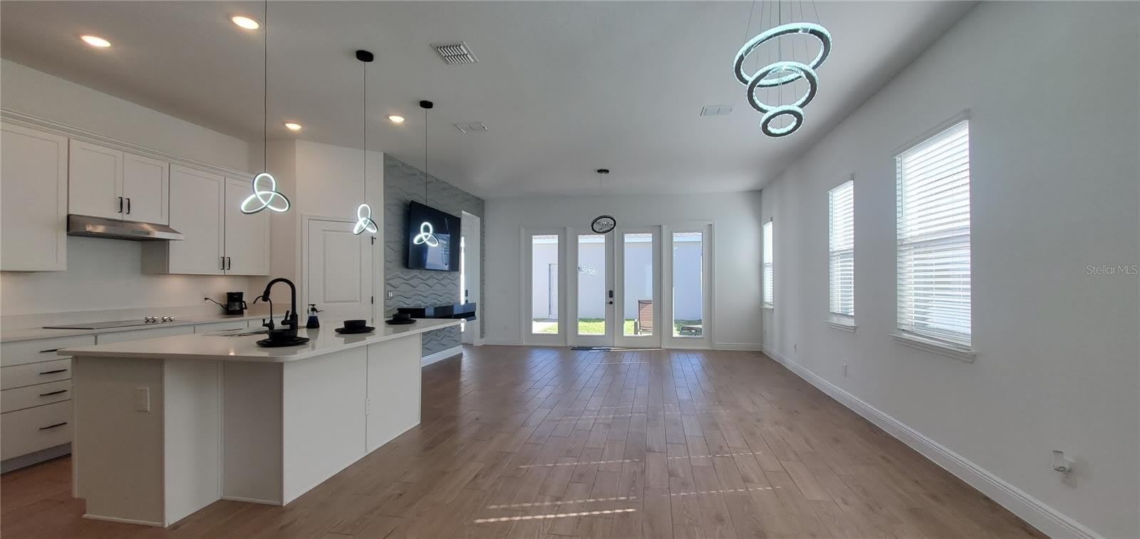 736 YUKON Lane – photo 4